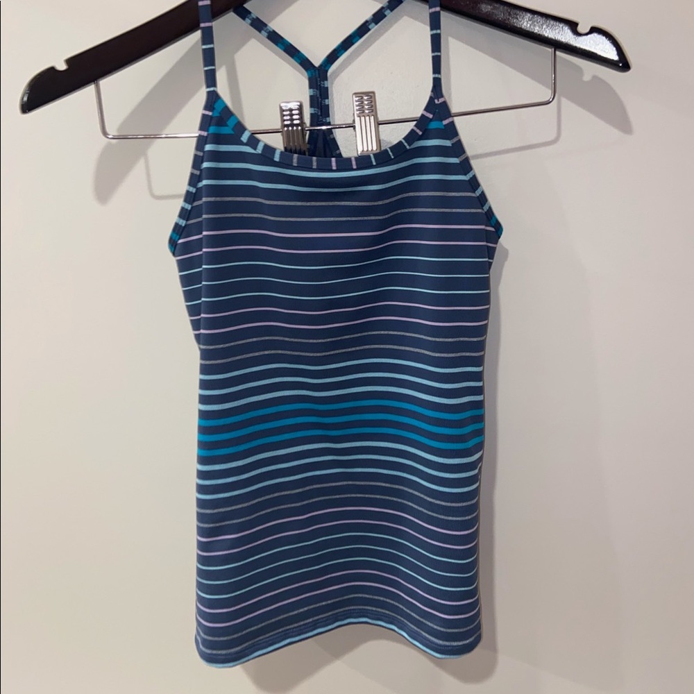 Athletic tank top
